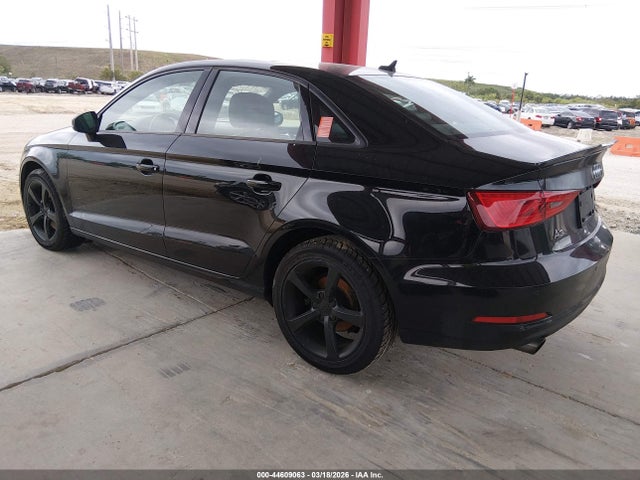 2016 AUDI A3 WAUB8GFF5G1074182 Photo 2