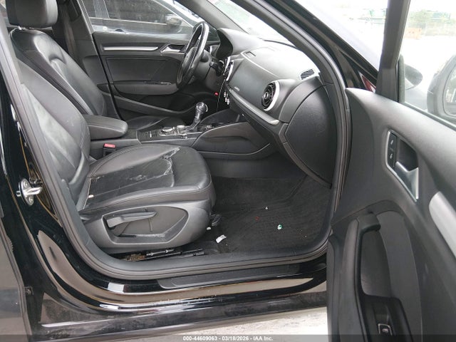 2016 AUDI A3 WAUB8GFF5G1074182 Photo 4