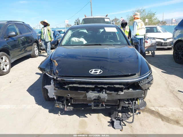 KMHL34JJ8SA115098 Hyundai Sonata Hybrid Sel