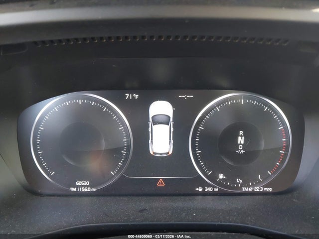 44609069 :رقم المزاد ، YV4162UK8M2419697 vin ، 2021 Volvo Xc40 T5 Momentum مزاد بيع