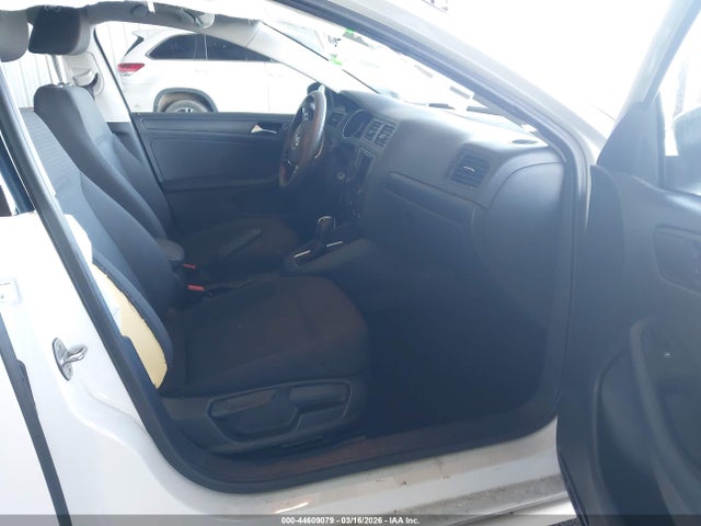 3VW267AJ5GM274788 Volkswagen Jetta 1.4t S