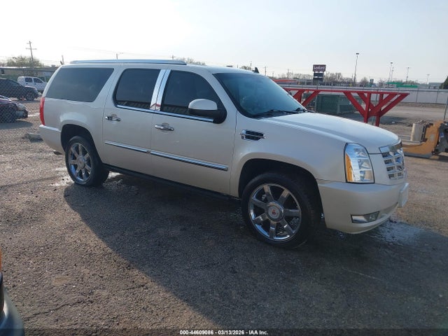 2008 CADILLAC ESCALADE ESV 1GYFK66828R211111