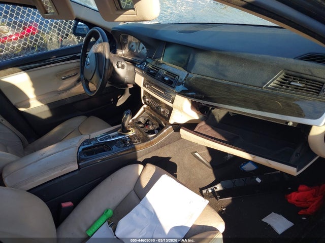 2013 BMW 550I WBAFR9C59DDX81110 Photo 4