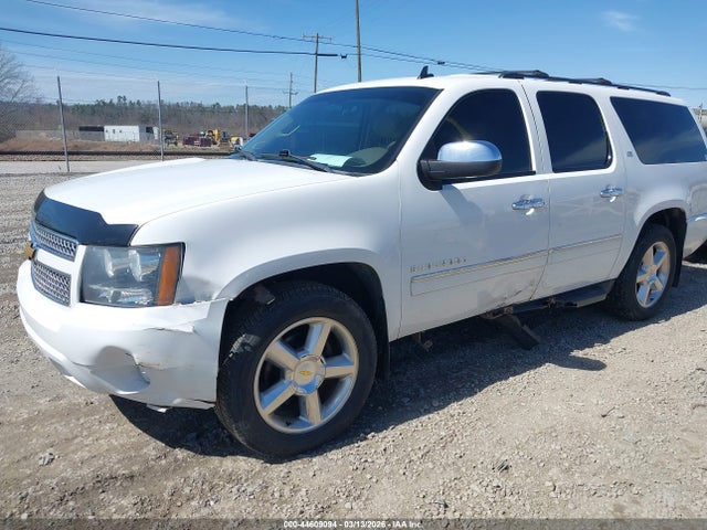 1GNSCKE01ER100977 Chevrolet Suburban 1500 Ltz