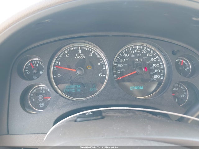 1GNSCKE01ER100977 Chevrolet Suburban 1500 Ltz
