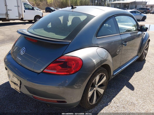 Auction sale of the 2014 Volkswagen Beetle 2.0t R-line, vin: 3VWVT7AT8EM637993, lot number: 44609093