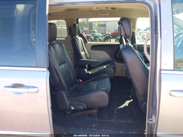 Продажа на аукционе авто 2016 Chrysler Town & Country Touring, vin: 2C4RC1BG4GR157335, номер лота: 44609095
