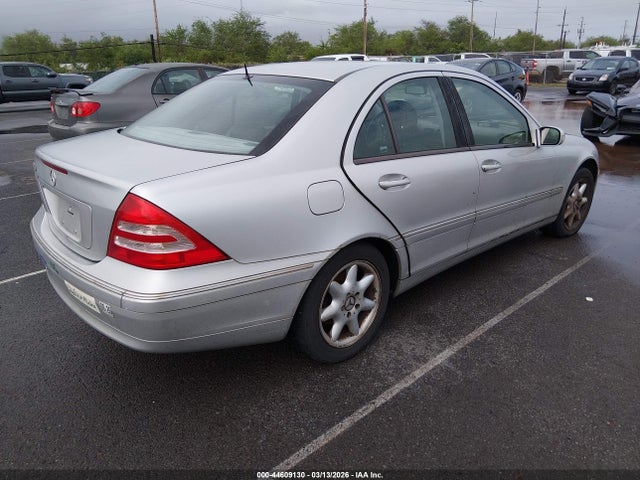 Продаж на аукціоні авто 2003 Mercedes-benz C 240, vin: WDBRF61J83A411899, номер лоту: 44609130