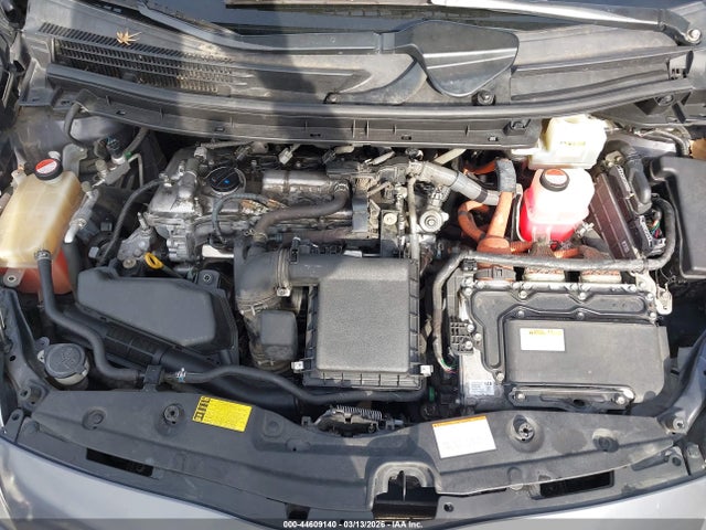 Toyota Prius Two 2015 JTDKN3DU6F0442024 Image 10