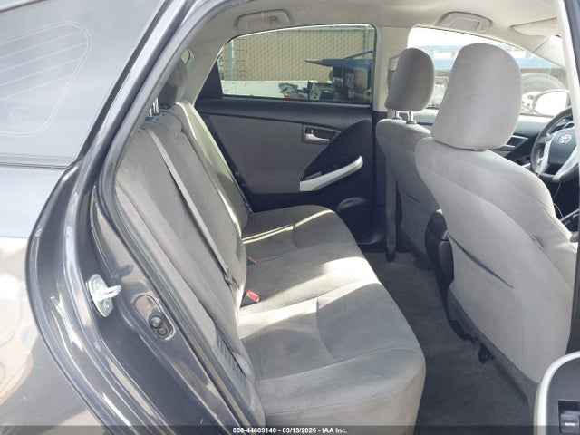 Toyota Prius Two 2015 JTDKN3DU6F0442024 Image 8