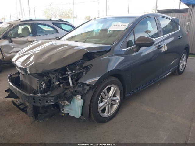 Chevrolet Cruze Lt Auto 2017 3G1BE6SM2HS550729 Image 2