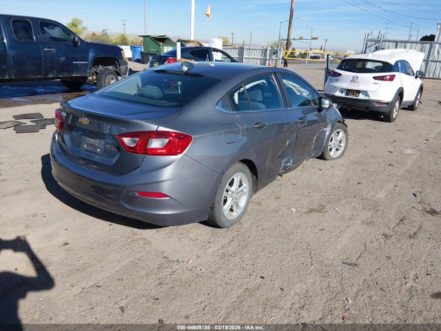 1G1BE5SM1J7210857 Chevrolet Cruze Lt Auto