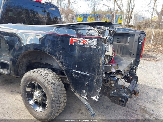 Продаж на аукціоні авто 2024 Ford F-350 Lariat, vin: 1FT8W3BM4REE26017, номер лоту: 44609161