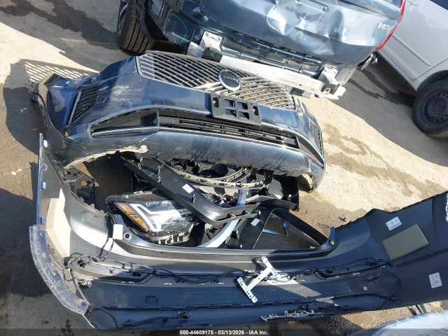 YV4M12PJ1T1456688 Volvo Xc90 Core