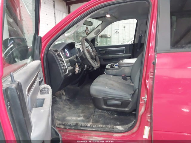 44609181 :رقم المزاد ، 1C6RR7GG0HS807697 vin ، 2017 Ram 1500 Slt  4x4 6'4 Box مزاد بيع