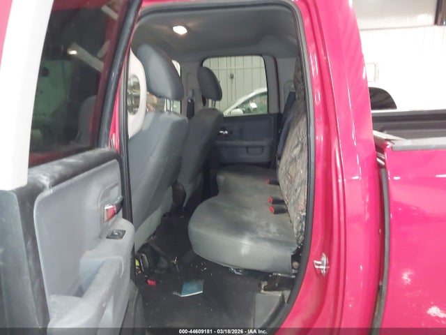 44609181 :رقم المزاد ، 1C6RR7GG0HS807697 vin ، 2017 Ram 1500 Slt  4x4 6'4 Box مزاد بيع