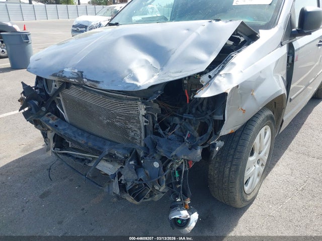 44609207 :رقم المزاد ، 2C4RDGBG3ER317086 vin ، 2014 Dodge Grand Caravan American Value Pkg مزاد بيع