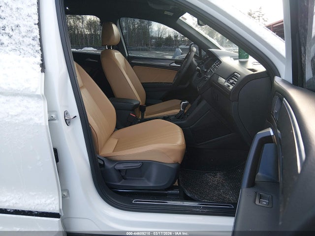 Aukcja sprzedaży 2024 Volkswagen Tiguan 2.0t Se R-line Black, vin: 3VV8B7AXXRM057741, numer aukcji: 44609210