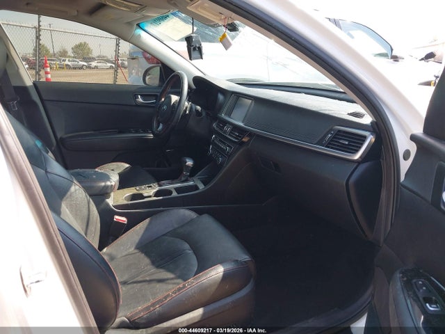 5XXGW4L25GG011540 KIA Optima Sx Turbo
