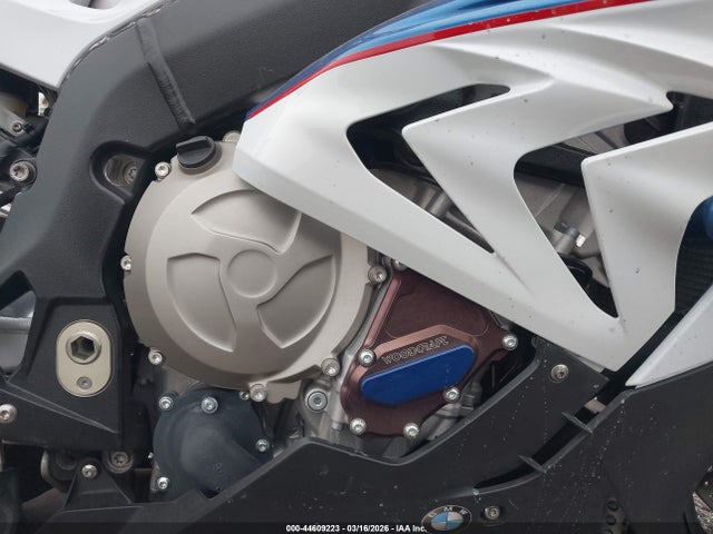 44609223 :رقم المزاد ، WB10D2102GZ355432 vin ، 2016 Bmw S 1000 Rr مزاد بيع