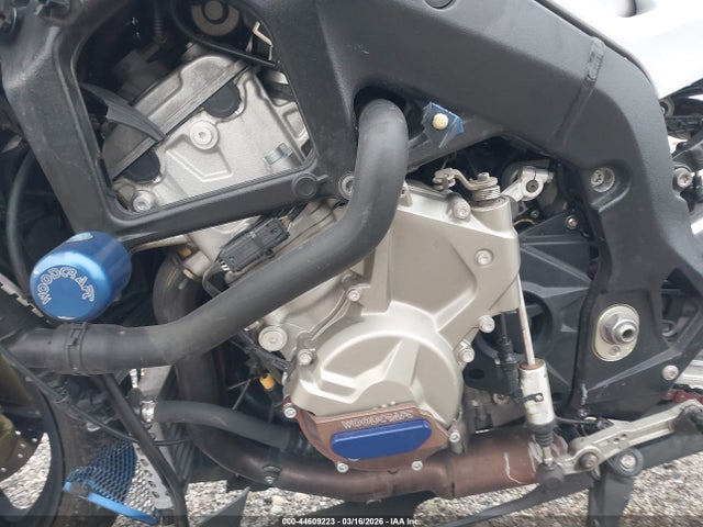 44609223 :رقم المزاد ، WB10D2102GZ355432 vin ، 2016 Bmw S 1000 Rr مزاد بيع