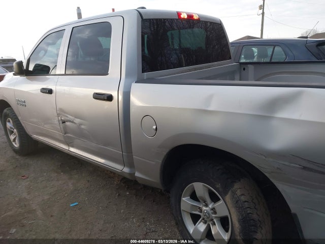 Aukcja sprzedaży 2017 Ram 1500 Express  4x4 5'7 Box, vin: 1C6RR7KG9HS589119, numer aukcji: 44609278