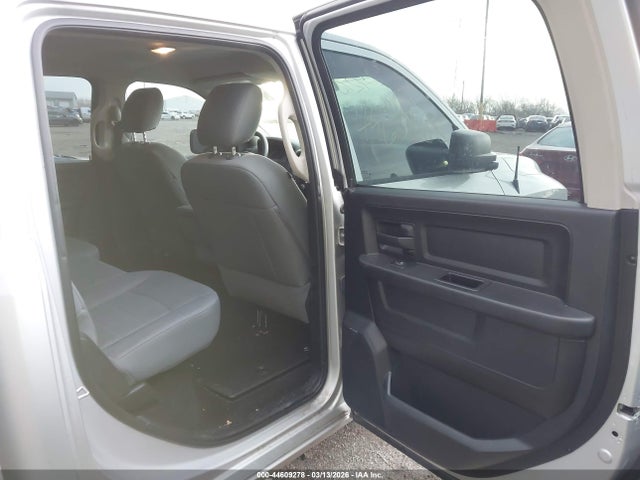 Aukcja sprzedaży 2017 Ram 1500 Express  4x4 5'7 Box, vin: 1C6RR7KG9HS589119, numer aukcji: 44609278