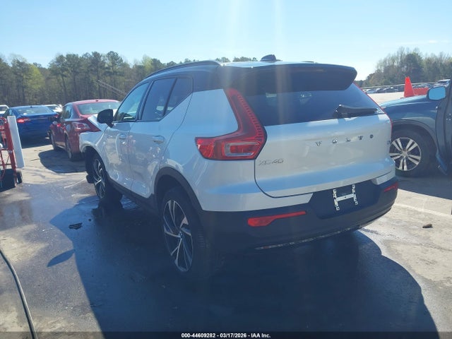 2022 Volvo Xc40 T5 R-design მანქანა იყიდება აუქციონზე, vin: YV4162UM0N2739387, აუქციონის ნომერი: 44609282