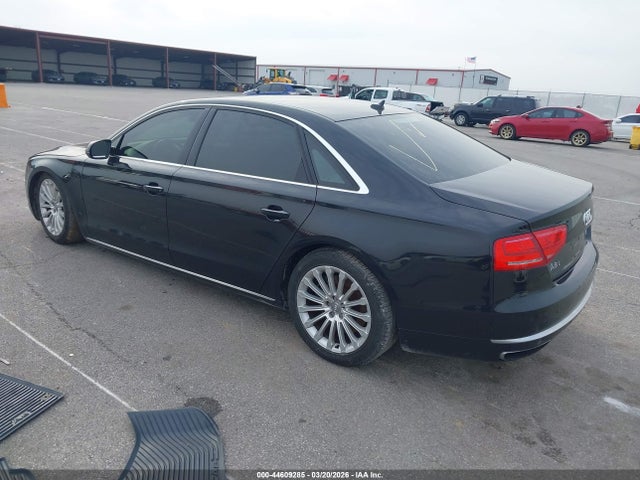 2013 AUDI A8 L WAUR2AFD0DN010633 Photo 2