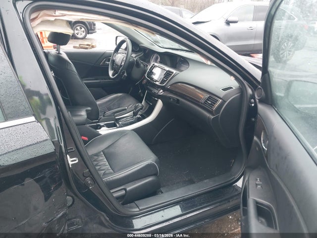 1HGCR2F04HA023939 Honda ACCORD EX