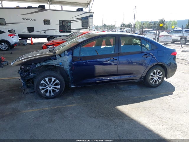 Toyota Corolla Hybrid Le 2022 JTDEAMDE6NJ061872 Image 15