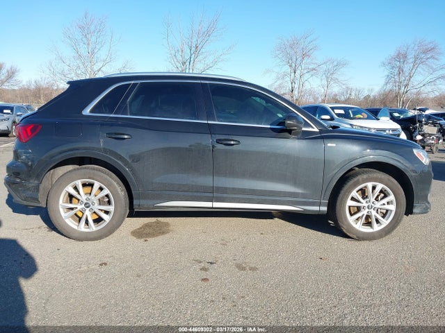 Продаж на аукціоні авто 2023 Audi Q3 Premium 45 Tfsi S Line Quattro Tiptronic, vin: WA1DECF30P1033276, номер лоту: 44609302