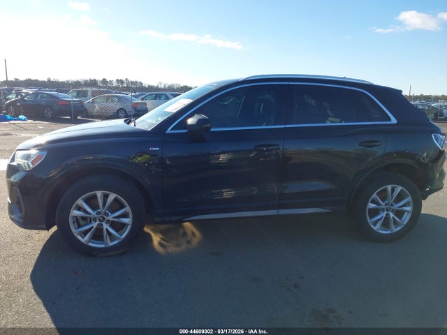 Продаж на аукціоні авто 2023 Audi Q3 Premium 45 Tfsi S Line Quattro Tiptronic, vin: WA1DECF30P1033276, номер лоту: 44609302