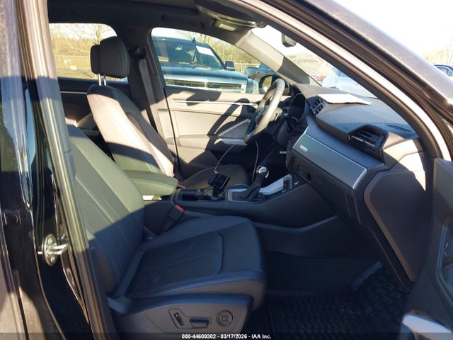 Продаж на аукціоні авто 2023 Audi Q3 Premium 45 Tfsi S Line Quattro Tiptronic, vin: WA1DECF30P1033276, номер лоту: 44609302