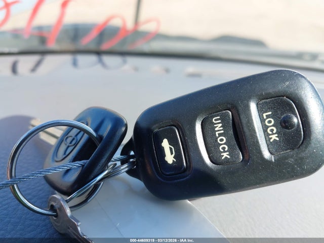 Aukcja sprzedaży 2003 Toyota Camry Le, vin: JTDBE32K630159944, numer aukcji: 44609319