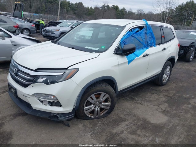 5FNYF6H16GB090588 Honda PILOT LX