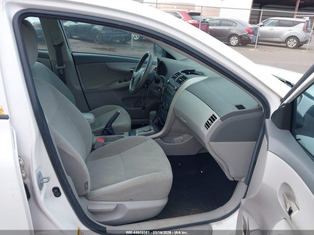 Продаж на аукціоні авто 2010 Toyota Corolla Le, vin: 2T1BU4EE5AC471576, номер лоту: 44609381