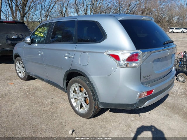 Продаж на аукціоні авто 2015 Mitsubishi Outlander Se, vin: JA4AZ3A32FZ010726, номер лоту: 44609384