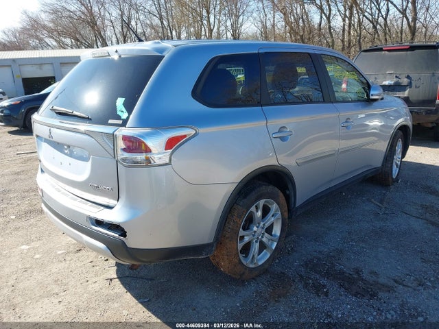 Продаж на аукціоні авто 2015 Mitsubishi Outlander Se, vin: JA4AZ3A32FZ010726, номер лоту: 44609384