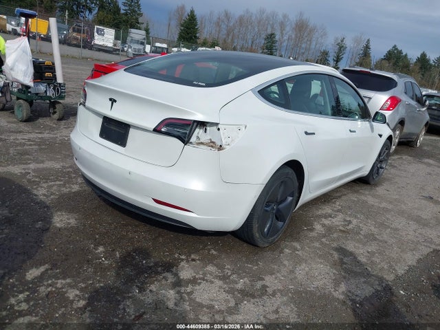 2019 TESLA MODEL 3 5YJ3E1EA9KF326437 Photo 3