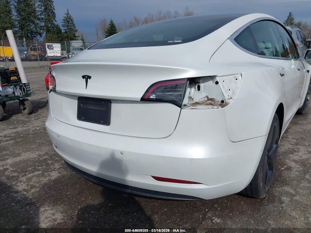 2019 TESLA MODEL 3 5YJ3E1EA9KF326437 Photo 5