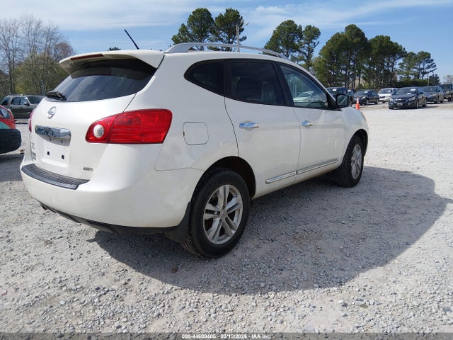 JN8AS5MV3FW255320 Nissan Rogue Select S