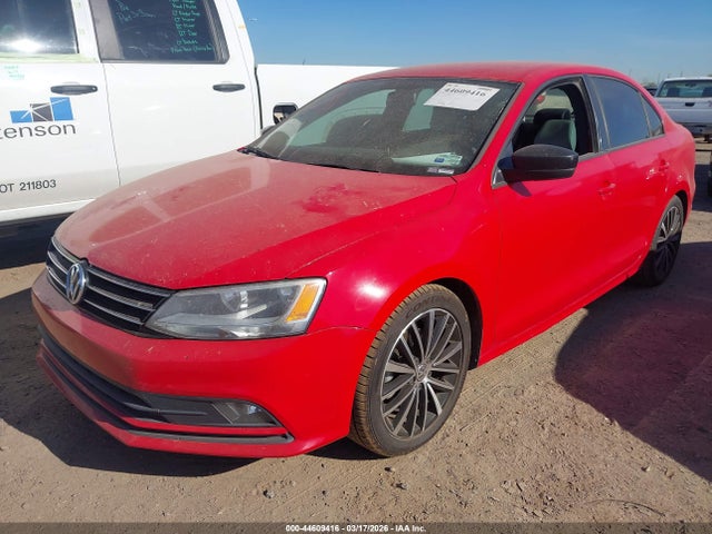 3VWD17AJ2GM320388 Volkswagen Jetta 1.8t Sport