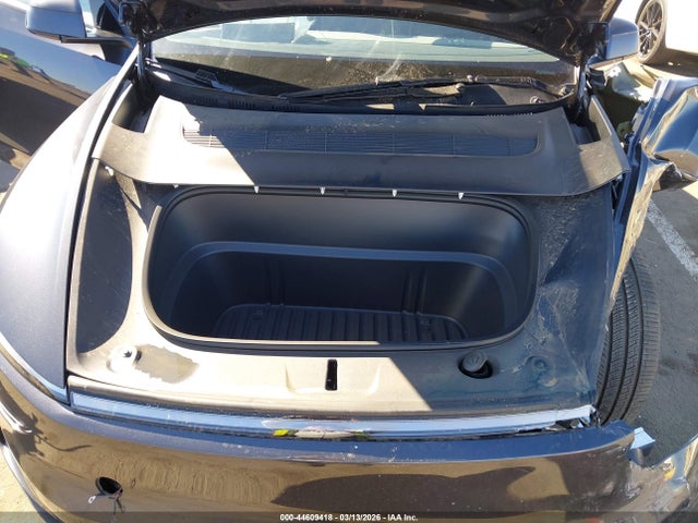 7SAYGDED4TA463900 Tesla Model Y
