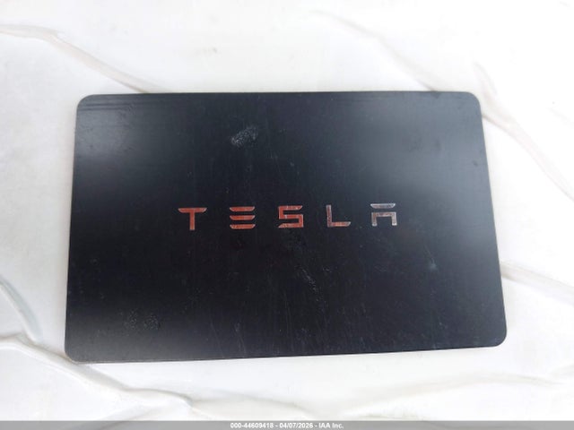 7SAYGDED4TA463900 Tesla Model Y