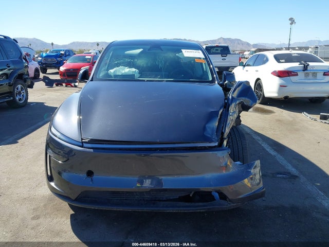7SAYGDED4TA463900 Tesla Model Y