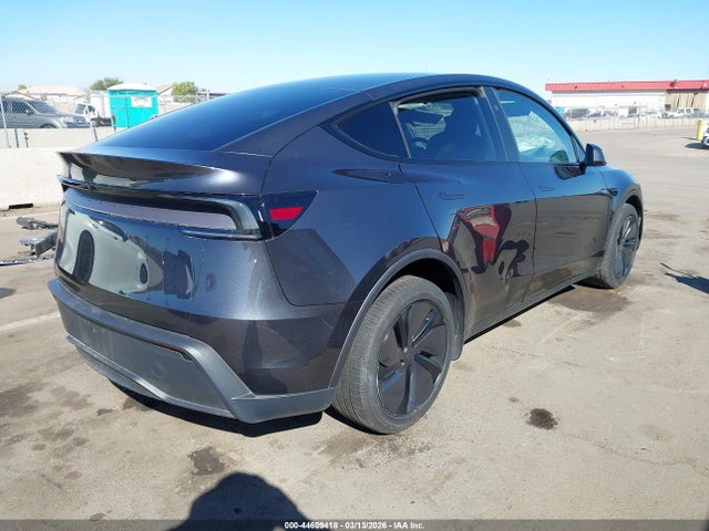 7SAYGDED4TA463900 Tesla Model Y