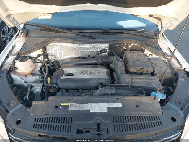 WVGAV7AX7HK041831 Volkswagen Tiguan 2.0t/2.0t S