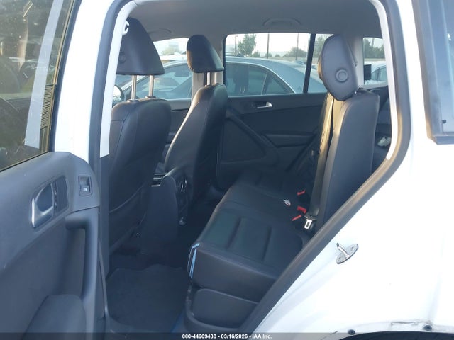 WVGAV7AX7HK041831 Volkswagen Tiguan 2.0t/2.0t S