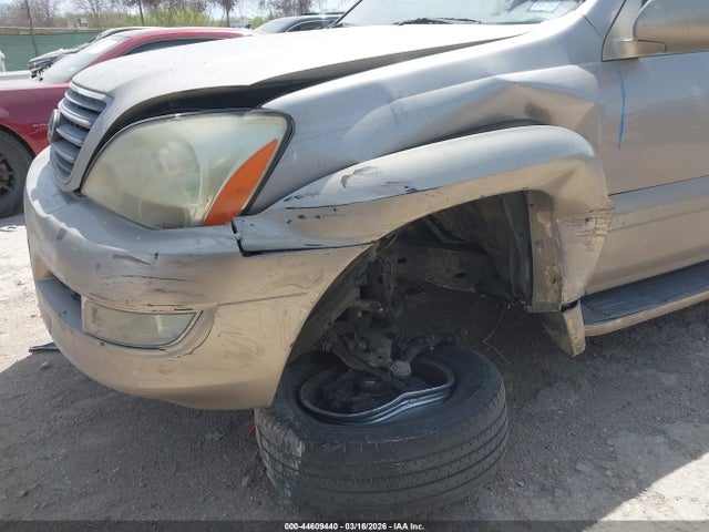 2004 LEXUS GX 470 JTJBT20XX40050870 Photo 5